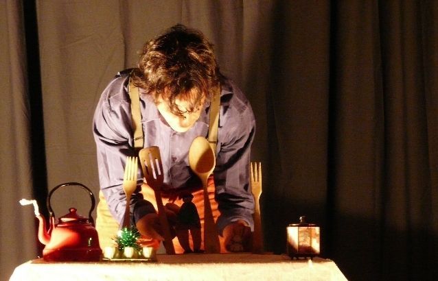 Can Ninot fa un teatre de proximitat on l'escenari &eacute;s m&eacute;s a prop del p&uacute;blic. FOTO: Cedida