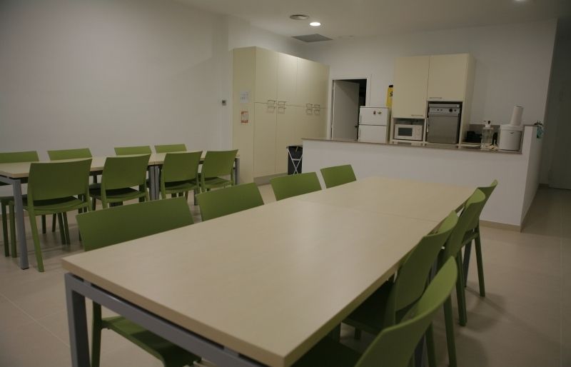 Menjador social de Càritas. FOTO: Artur Ribera Menjador social de Càritas. FOTO: Artur Ribera