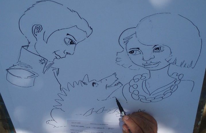 Tot il·lustrant el Llibre Gegant. FOTO: Cedida