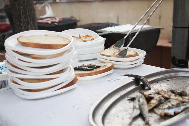 Sardinada/Botifarrada de la Festa Major de la Colònia Montserrat FOTO: Arxiu Sardinada/Botifarrada de la Festa Major de la Colònia Montserrat FOTO: Arxiu