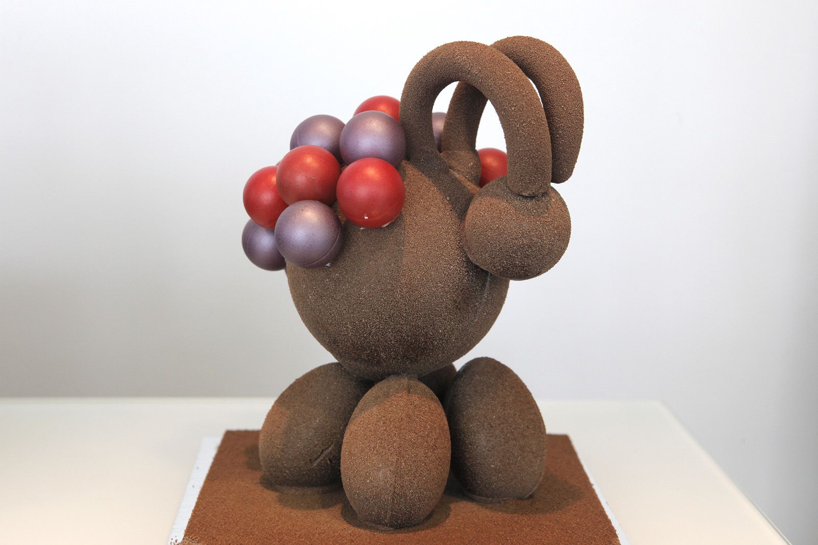 La pastisseria Dolç acostuma a apostar per una estètica més moderna. FOTO: Artur Ribera La pastisseria Dolç acostuma a apostar per una estètica més moderna. FOTO: Artur Ribera