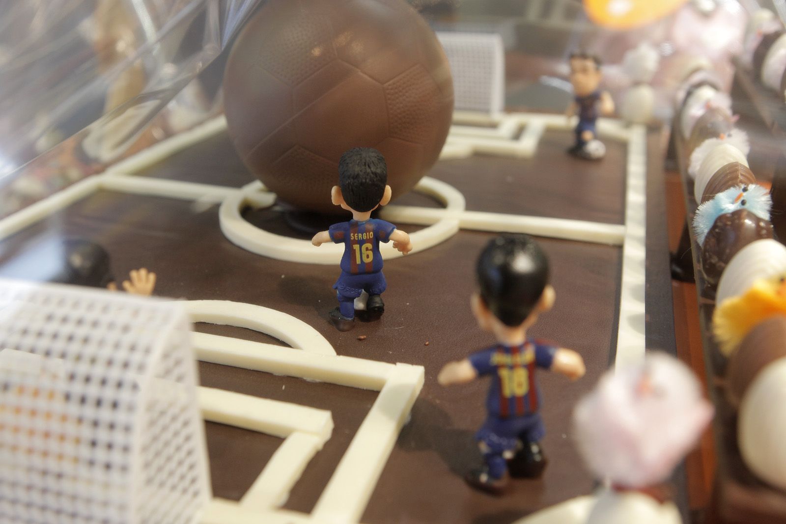 La reproducció en xocolata, del Barça, de la Chocolat Factory FOTO: Artur Ribera La reproducció en xocolata, del Barça, de la Chocolat Factory FOTO: Artur Ribera