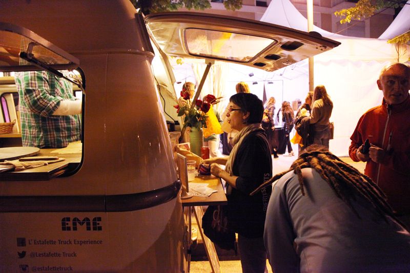 Les Food Trucks a la plaça de Pep Ventura. FOTO: Lali Puig