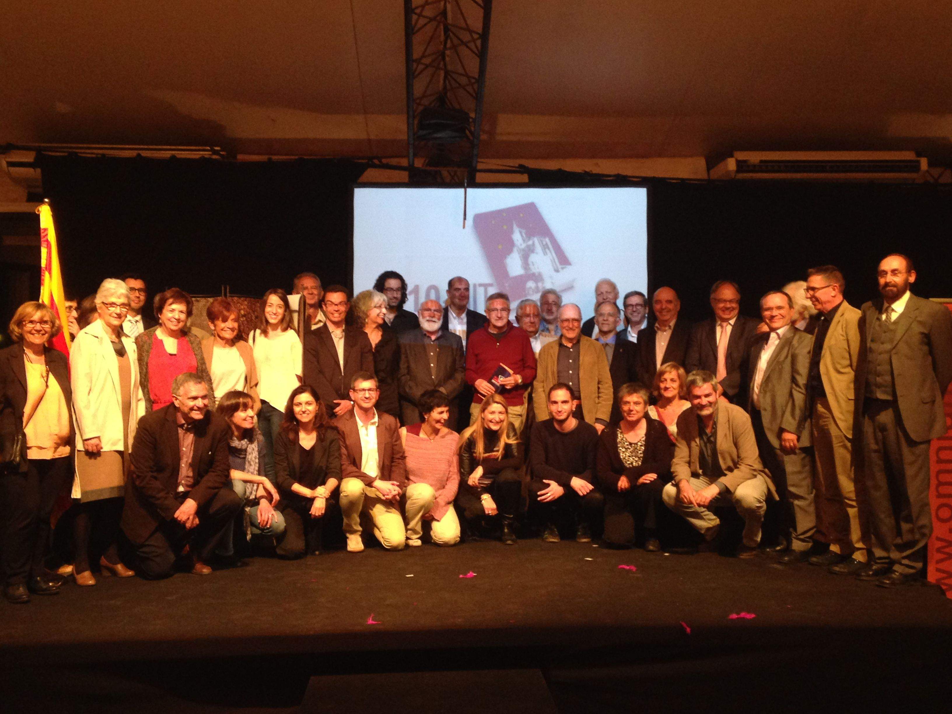 La tradicional foto de família ha tancat l'acte. FOTO: C.Caballé La tradicional foto de família ha tancat l'acte. FOTO: C.Caballé