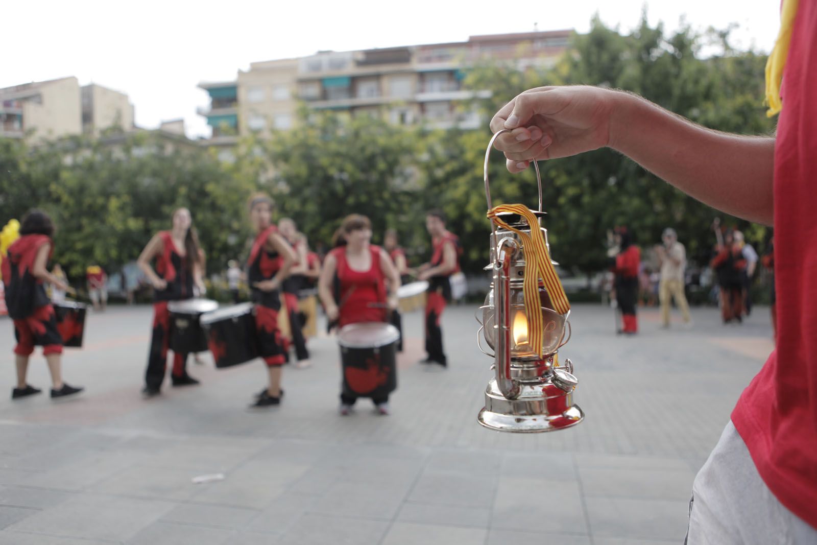 La Flama era rebuda a la plaça de la Vila a les 19 hores. FOTO: Artur Ribera