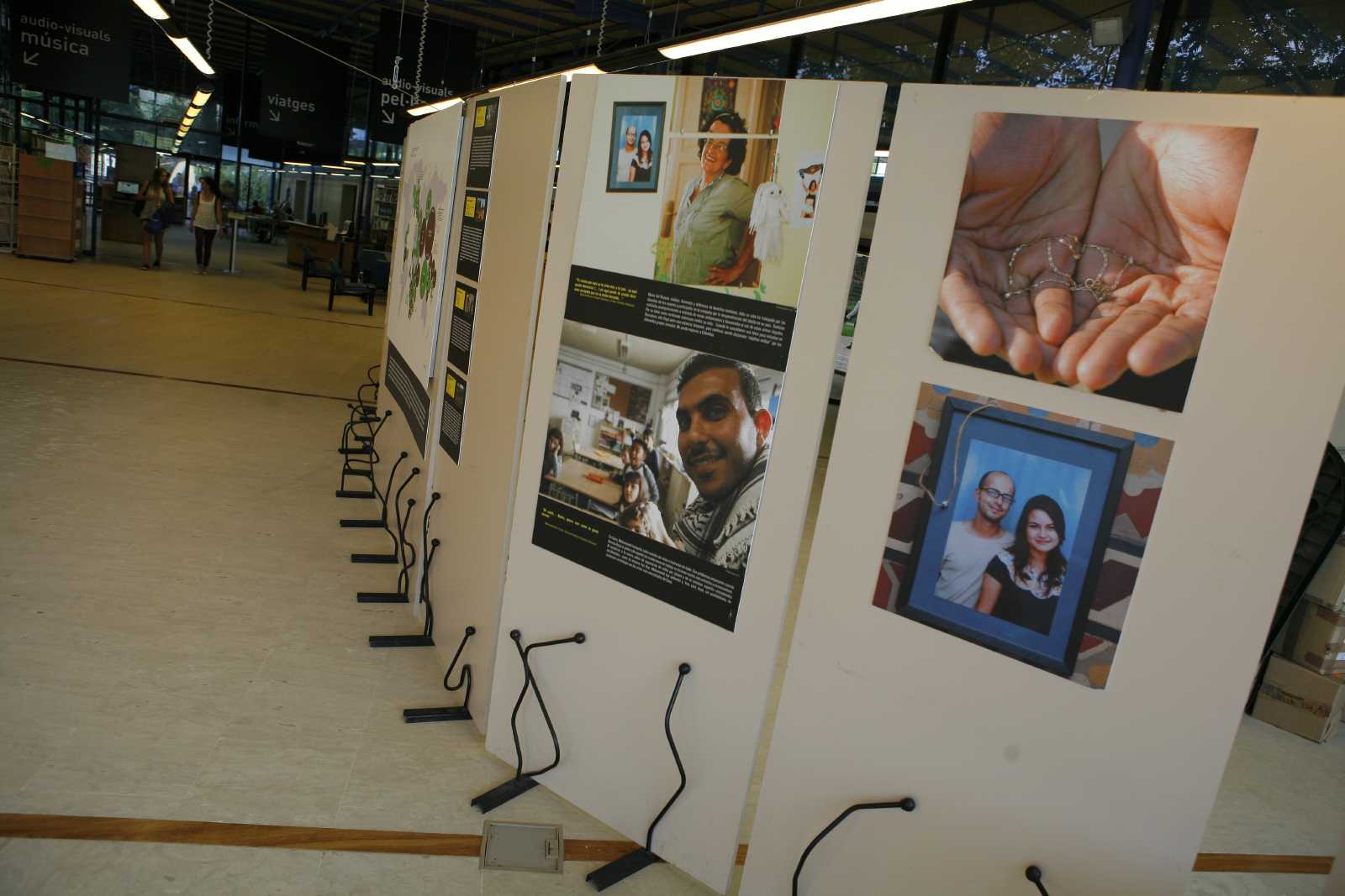 La biblioteca acull exposicions temporals durant tot l'any. FOTO: Artur Ribera