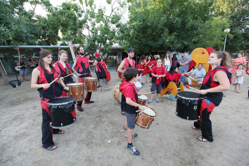 Els tabalers dels Diables de Sant Cugat han posat ritme a l'esclat de Festa Major. FOTO: Lali Puig