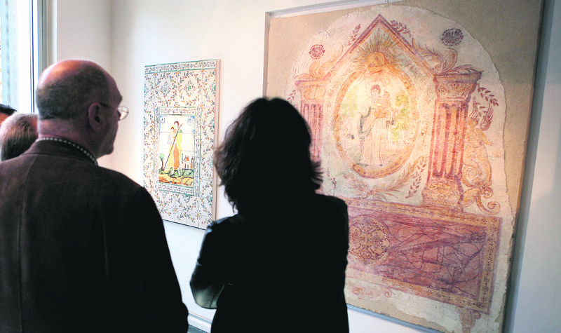 La pintura mural barroca de la Mare de Déu del Carme es troba al local de Benetton del carrer de Santiago Rusiñol, on va ser descoberta l’any 2007. FOTO: Artur Ribera