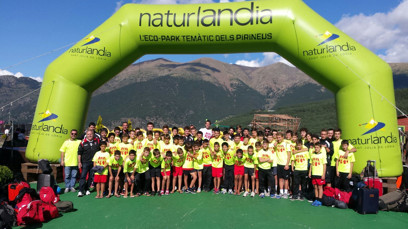 L'expedició del primer equip, a Andorra. FOTO: FS Sant Cugat