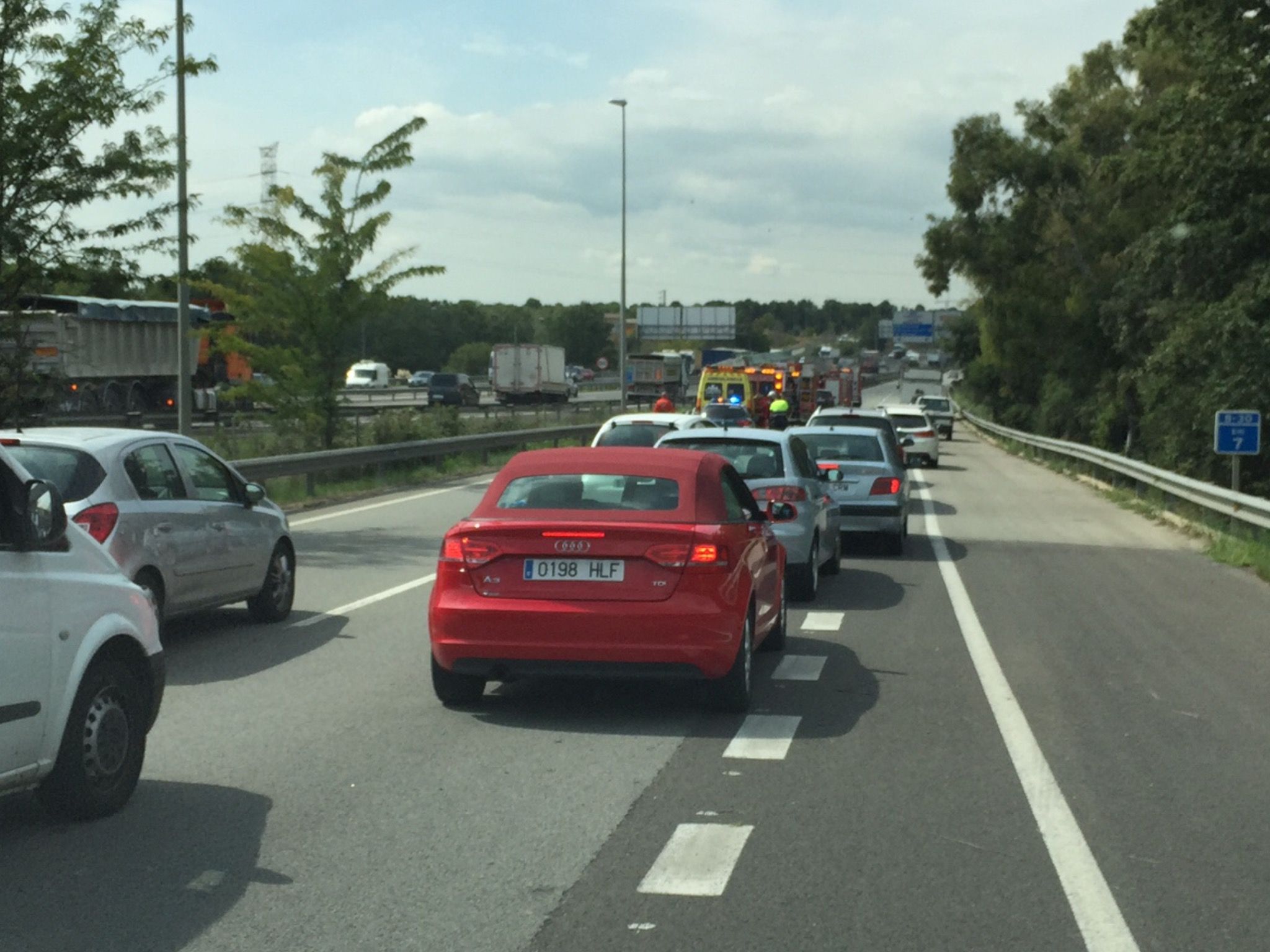 Retencions a la B-30 direcci&oacute;n a Tarragona. FOTO: C. Rodr&iacute;guez