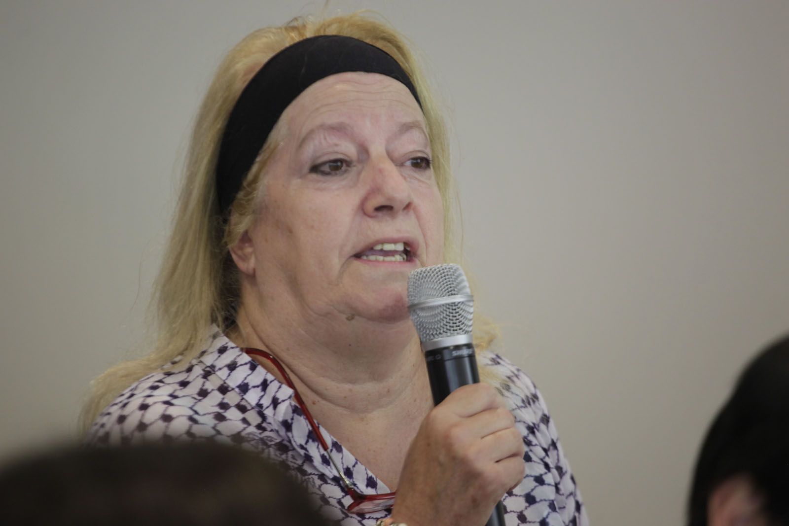 Maria Àngels Quadras ha intervingut parlant de la Festa Major de la Floresta. FOTO: Artur Ribera Maria Àngels Quadras ha intervingut parlant de la Festa Major de la Floresta. FOTO: Artur Ribera