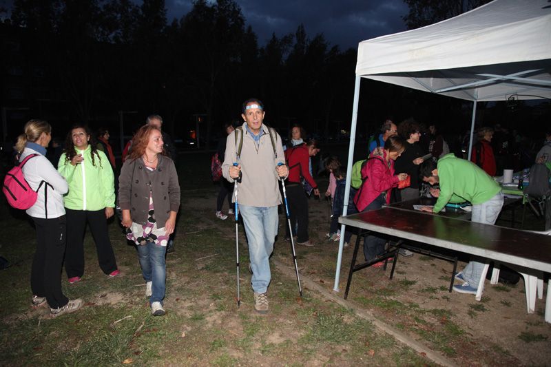Un home arriba despr&eacute;s de rec&oacute;rrer l'itinerari. FOTO: Lali Puig