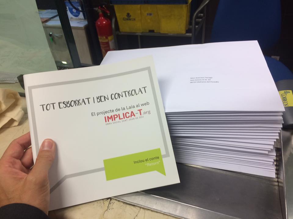 El llibre 'Tot esborrat i ben controlat' inclou l'explicaci&oacute; del projecte i el conte 'Retorn'. FOTO: Cedida
