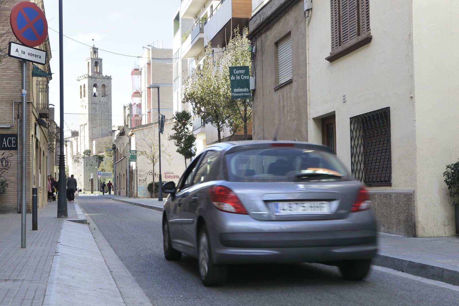 El carrer de la Creu és un dels que es vianantitzarà a Sant Cugat FOTO: Artur Ribera