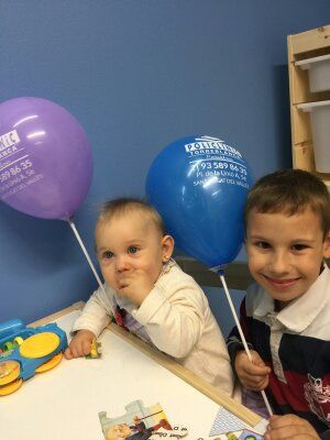 Durant els primers dies d'obertura del centre els petits s'han endut un obsequi. FOTO: Cedida 