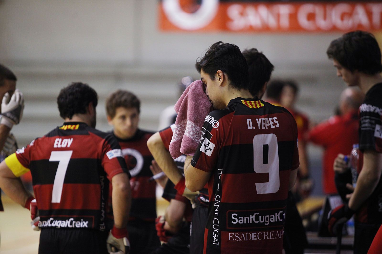 David Yepes, autor del primer gol, ha vist dues targetes blaves. FOTO: Lali Puig David Yepes, autor del primer gol, ha vist dues targetes blaves. FOTO: Lali Puig