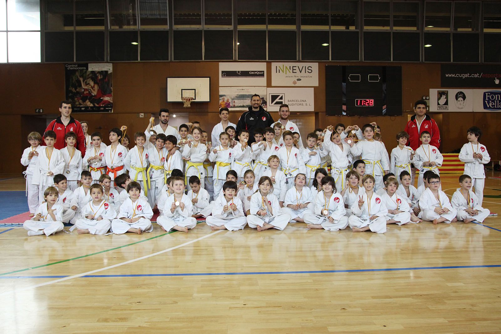 Participants de la 3a Trobada Local de Karate. FOTO: Lali Puig