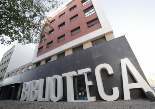 Biblioteca de Volpelleres. FOTO: Artur Ribera Biblioteca de Volpelleres. FOTO: Artur Ribera