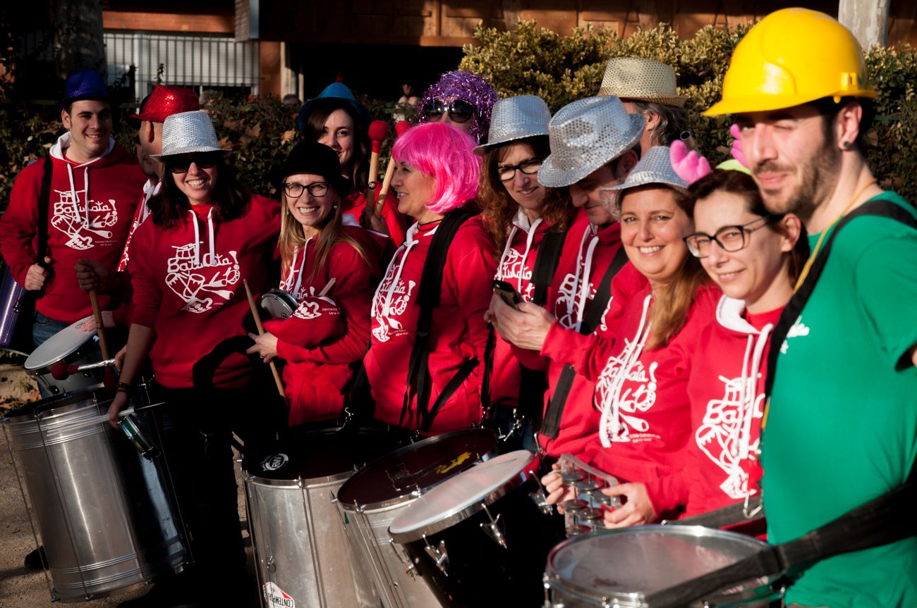 Una batucada va animar la festa a l'escola Catalunya FOTO: David Molina