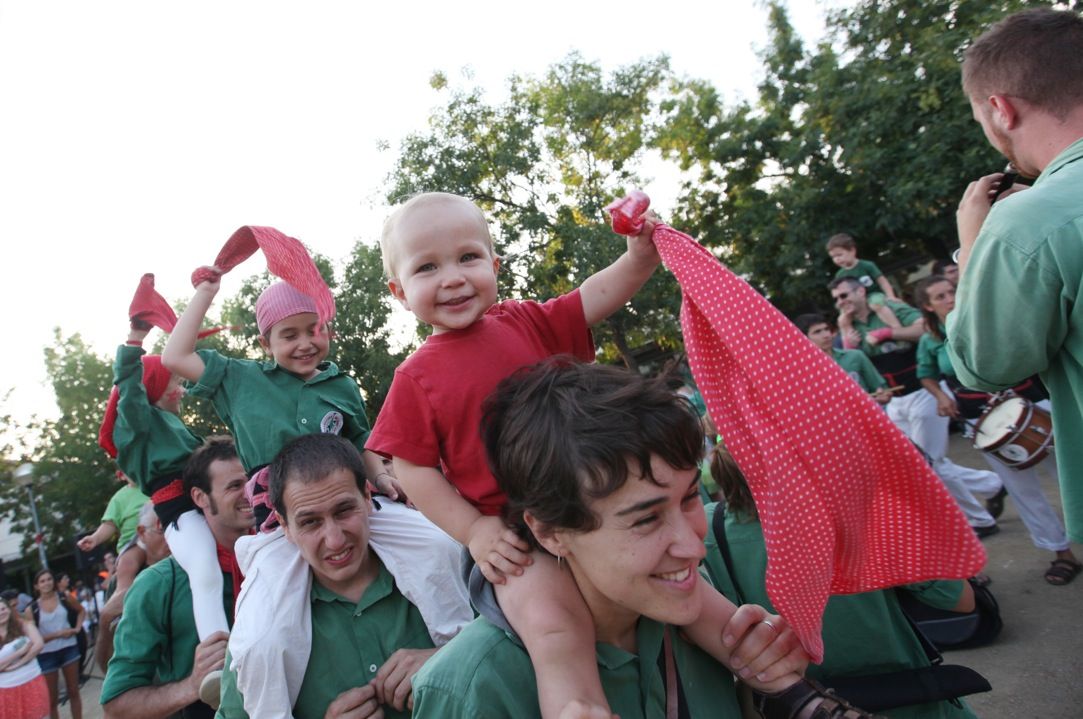 La colla vol guanyar pres&egrave;ncia al poble  FOTO: Lali Puig