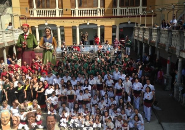 Imatge de totes les entitats en la primera trobada FOTO: Lali Puig Imatge de totes les entitats en la primera trobada FOTO: Lali Puig