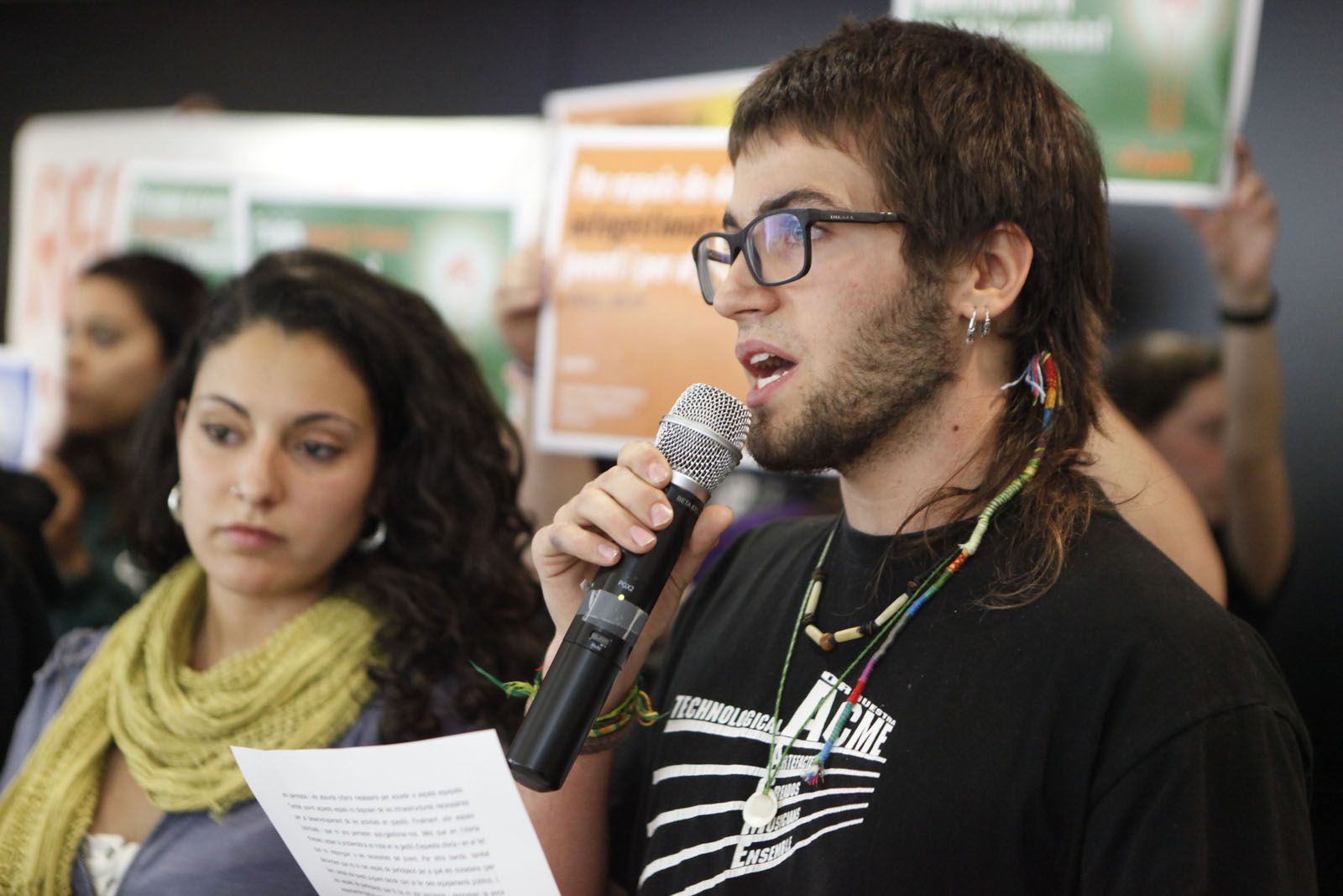 Joves reclamant espais FOTO: Artur Ribera Joves reclamant espais FOTO: Artur Ribera