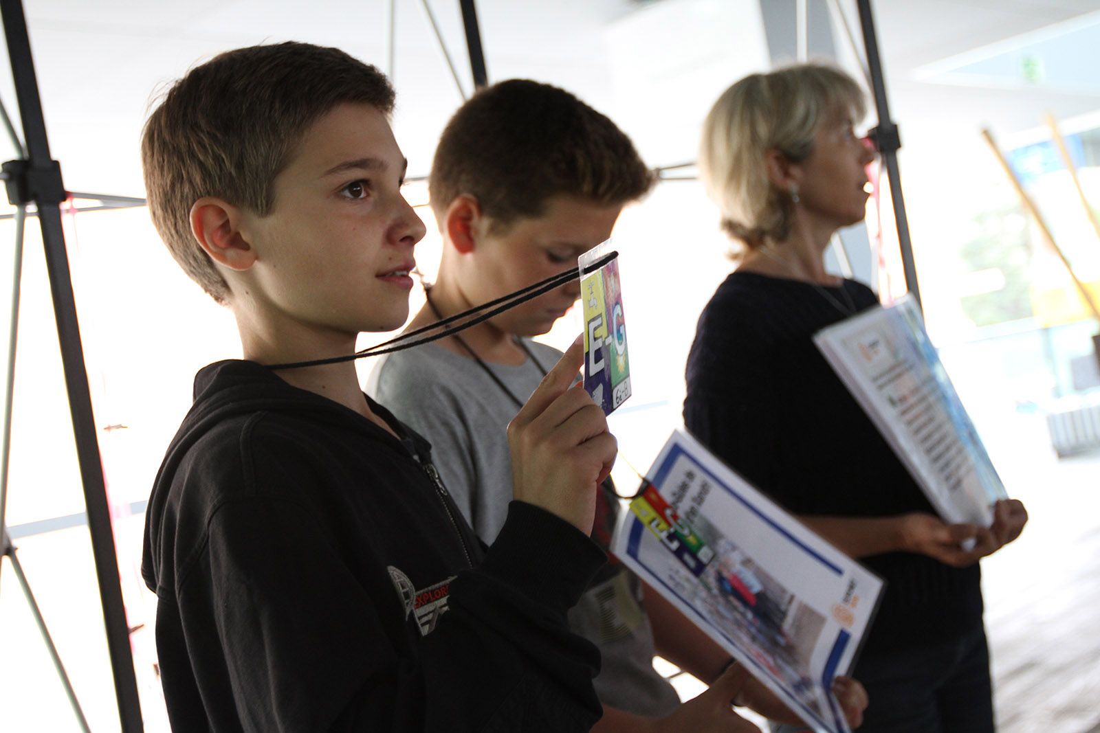 Alumnes de l'escola Pi d'en Xandri explicant el seu projecte FOTO: Haidy Blanch Alumnes de l'escola Pi d'en Xandri explicant el seu projecte FOTO: Haidy Blanch