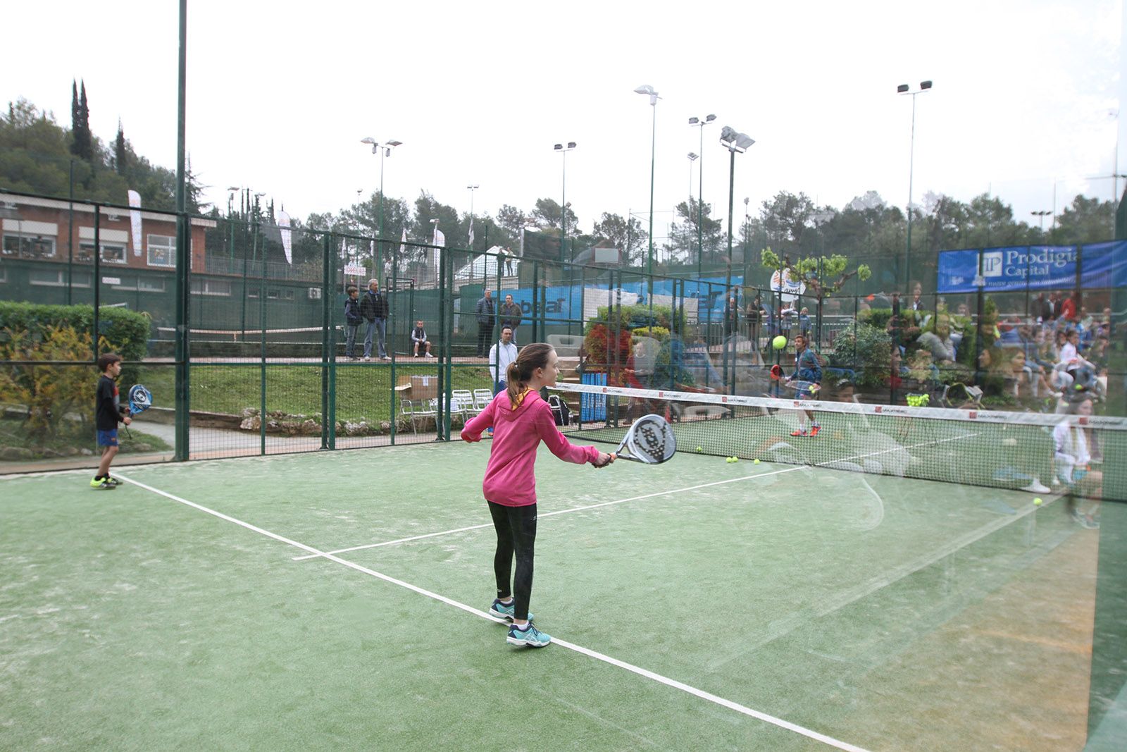 Els alumnes del CTNSC al clínic de pàdel FOTO: Haidy Blanch Els alumnes del CTNSC al clínic de pàdel FOTO: Haidy Blanch