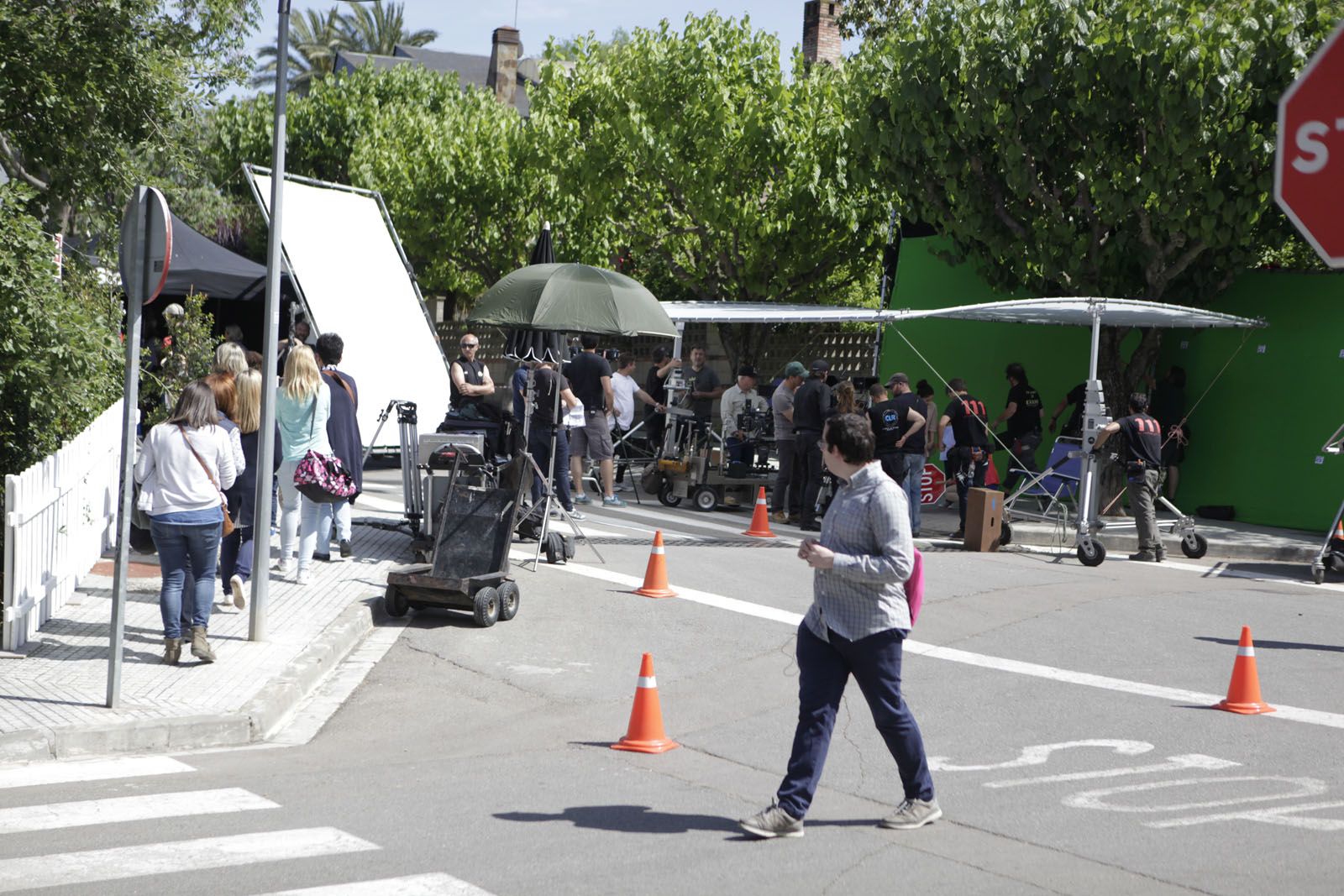 El rodatge ha ocupat diferents carrers de la zona  FOTO: Artur Ribera