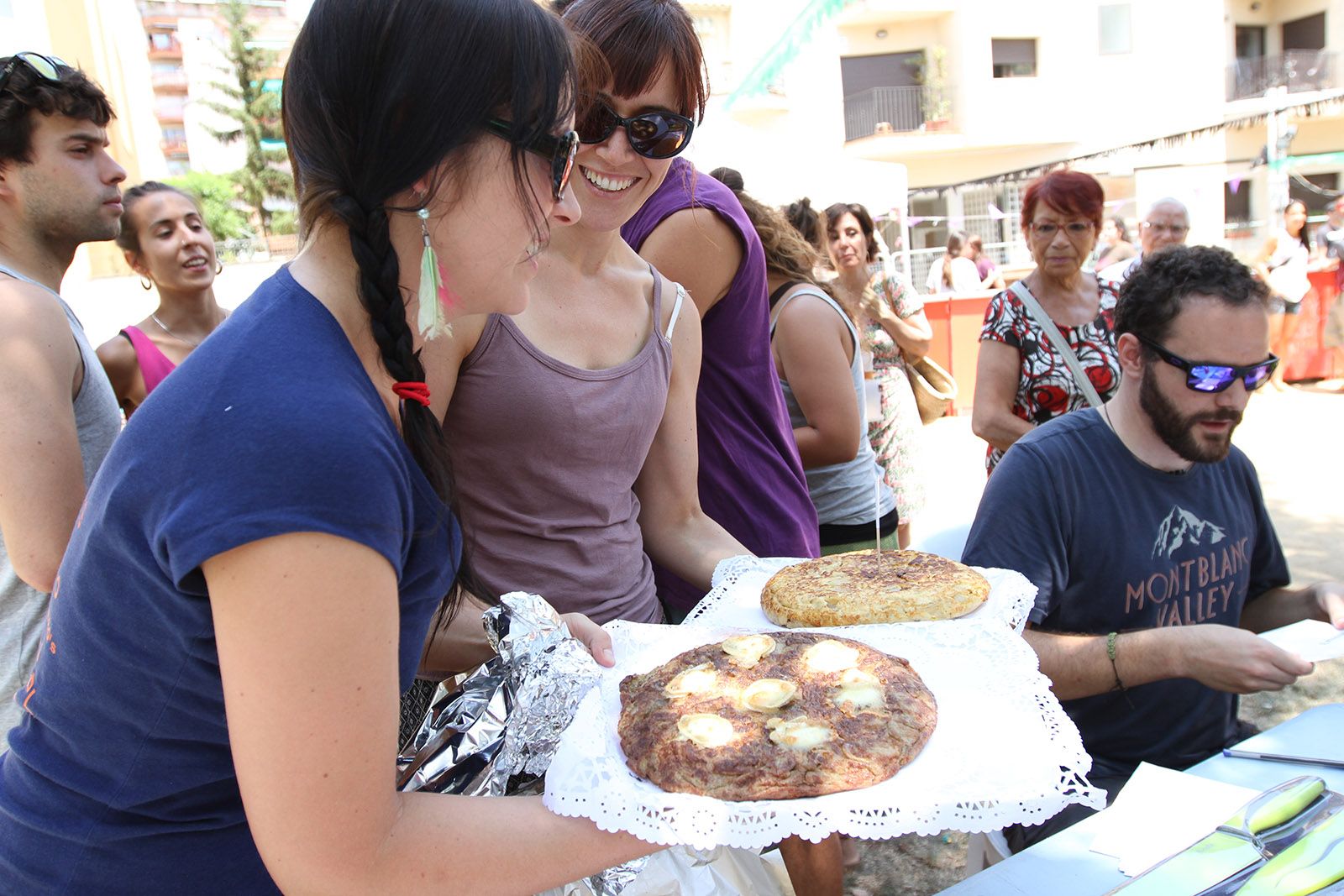 El concurs de truites és una de les activitats tradicionals de la Festa Major Alternativa FOTO: Haidy Blanch
