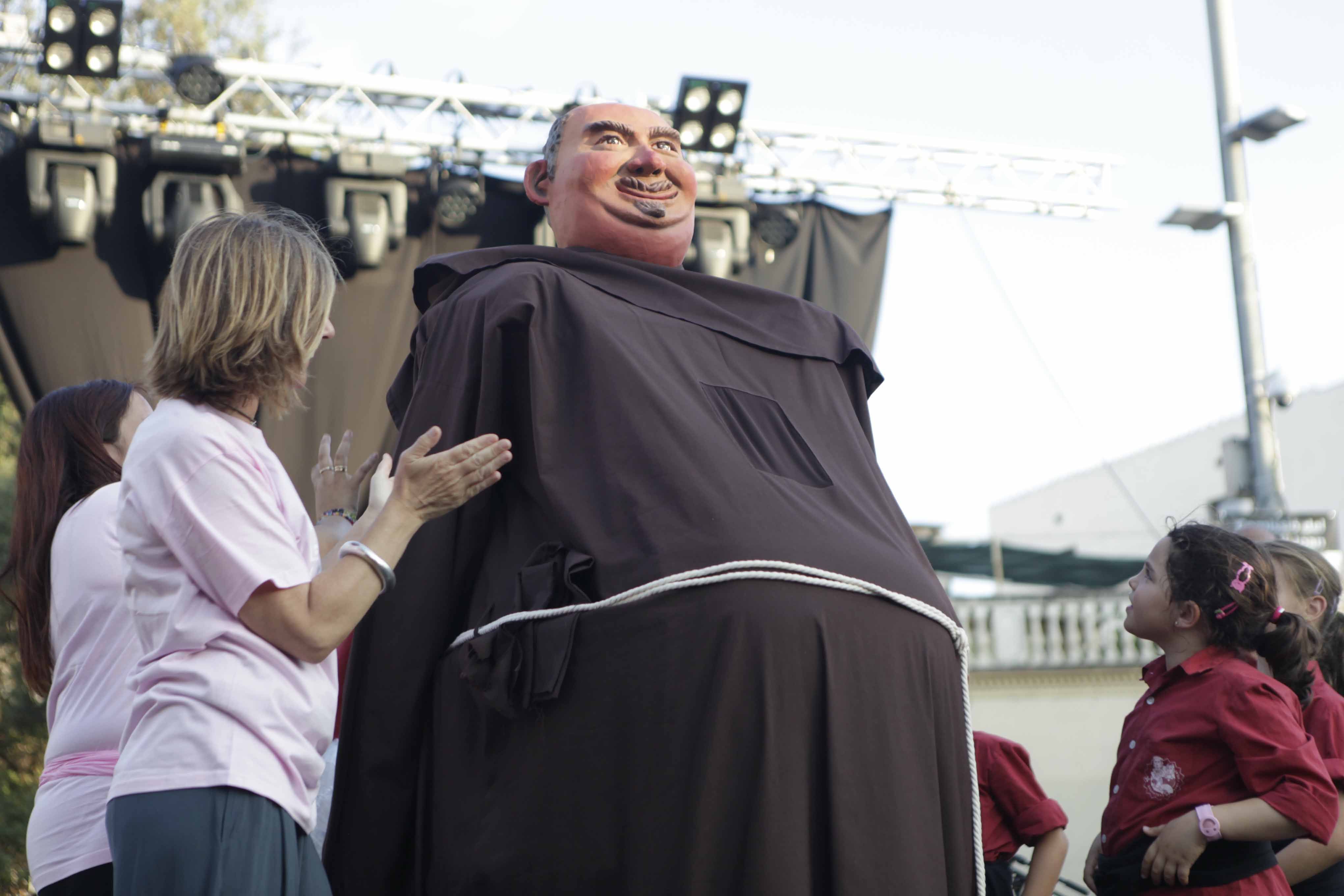 El Monjo és el nou gegantó de Sant Cugat FOTO: Artur Ribera