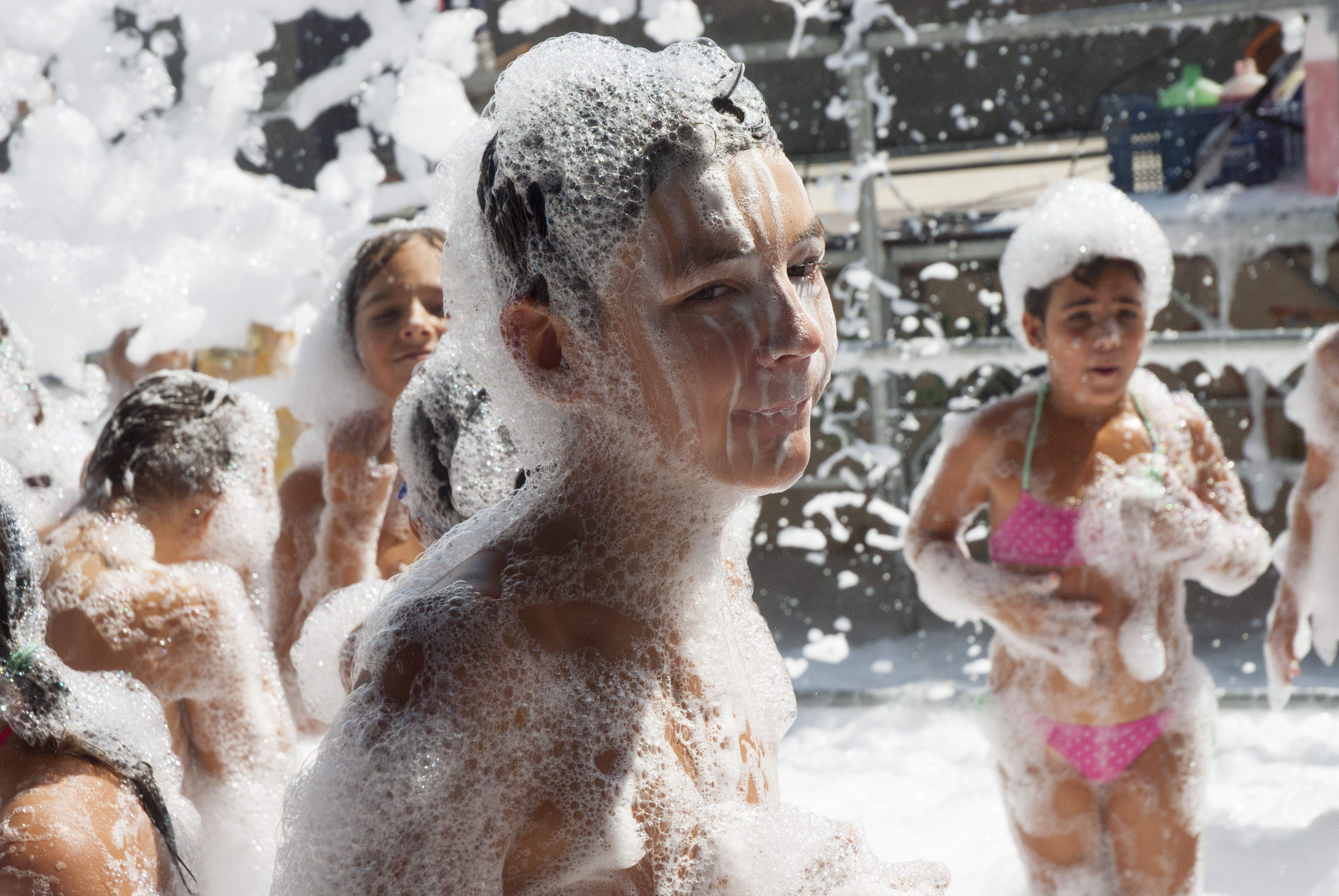 La Festa de l'escuma, una de les activitats que més agrada als nens FOTO: Lali Puig La Festa de l'escuma, una de les activitats que més agrada als nens FOTO: Lali Puig