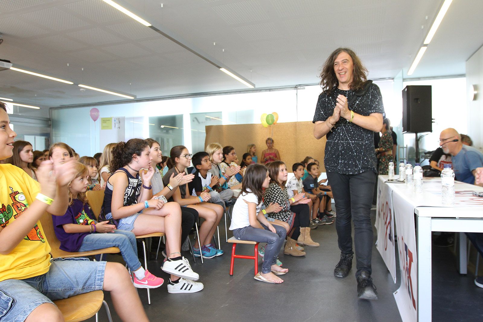 Roda de premsa per a nens de Sopa de Cabra FOTO: Haidy Blanch Roda de premsa per a nens de Sopa de Cabra FOTO: Haidy Blanch