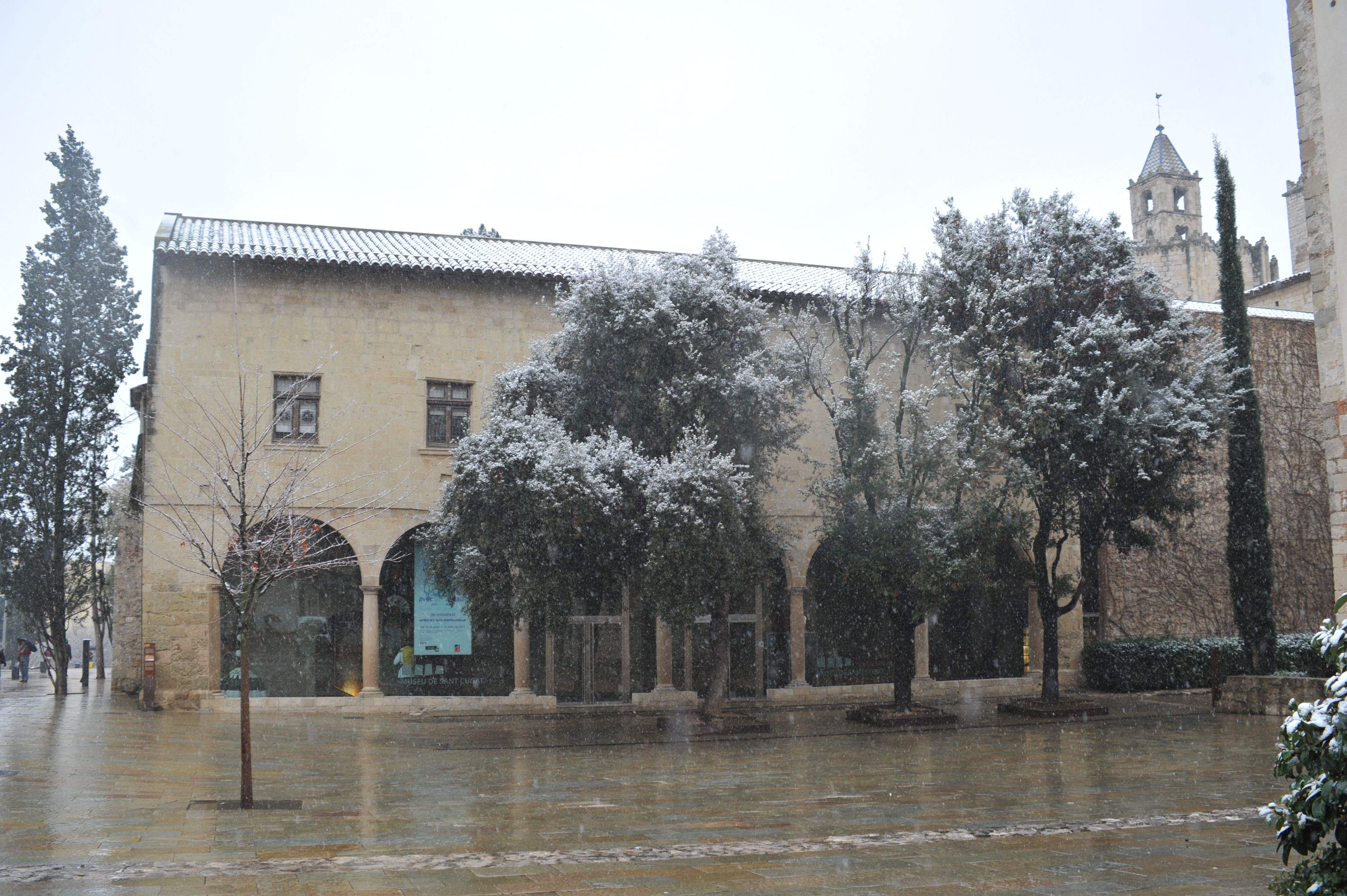 Imatge de l'entorn del Monestir durant una nevada FOTO: Arxiu Imatge de l'entorn del Monestir durant una nevada FOTO: Arxiu
