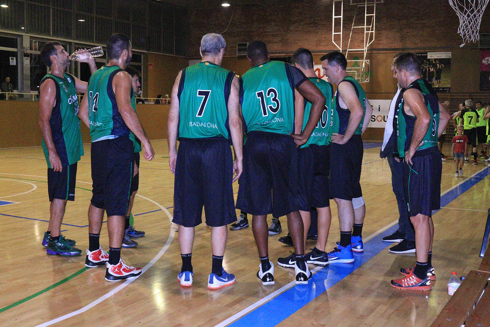 L'equip de veterans de la Penya ha jugat al Pavelló 1. FOTO: Lali Álvarez