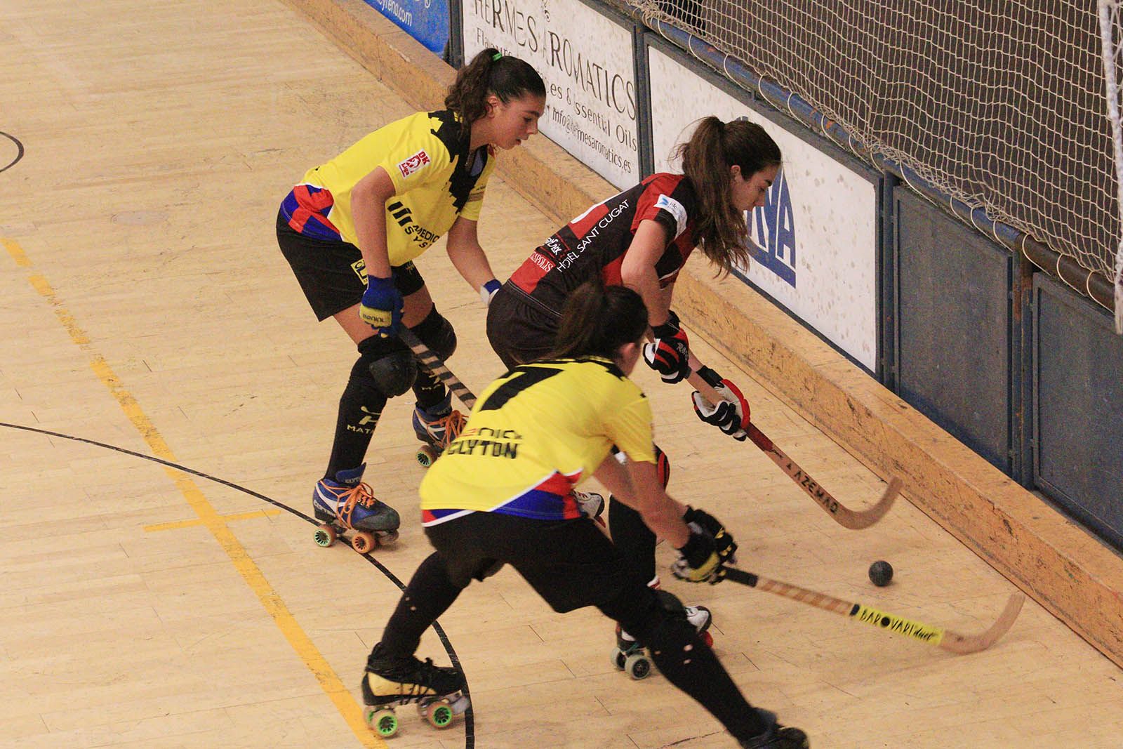 Ester Ferrer ha estat l'autora del gol que ha donat la vict&ograve;ria al PHC Sant Cugat. FOTO: Lali &Aacute;lvarez