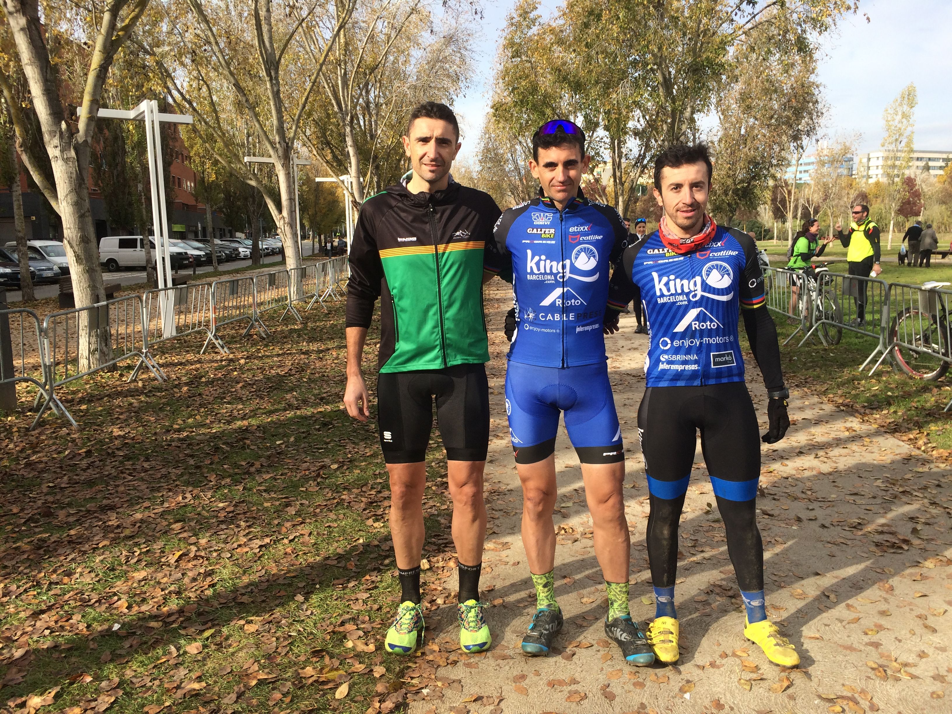 Àlex Pla, Jordi Prieto i Cristian Salazar han estat els primers ciclistes de la cursa llarga. FOTO: Àlex López Puig