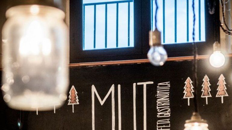 Concert al Bar MUT Concert al Bar MUT