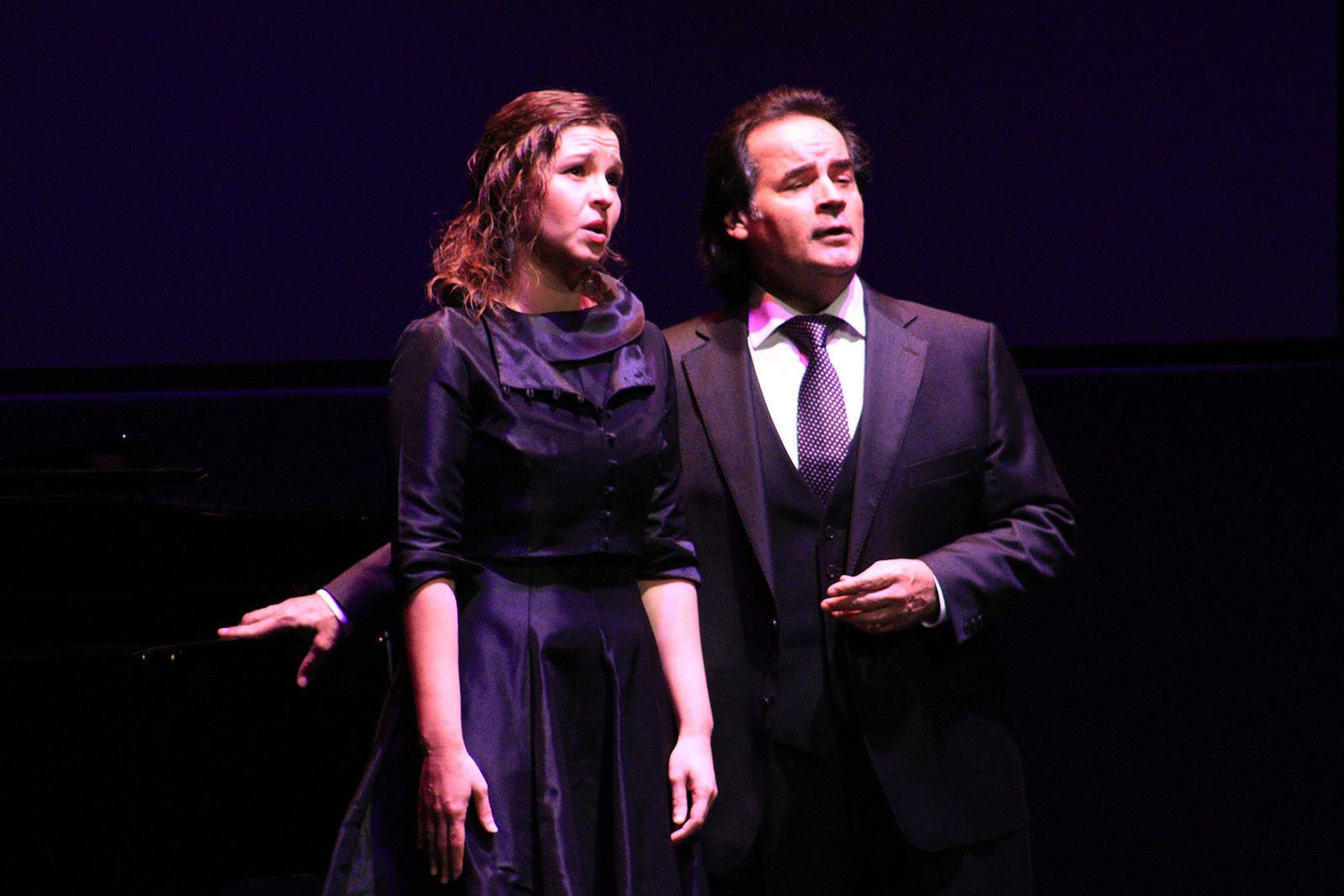 Elisabet Pons i Josep Bros durant la seva interpretació FOTO: Lali Álvarez