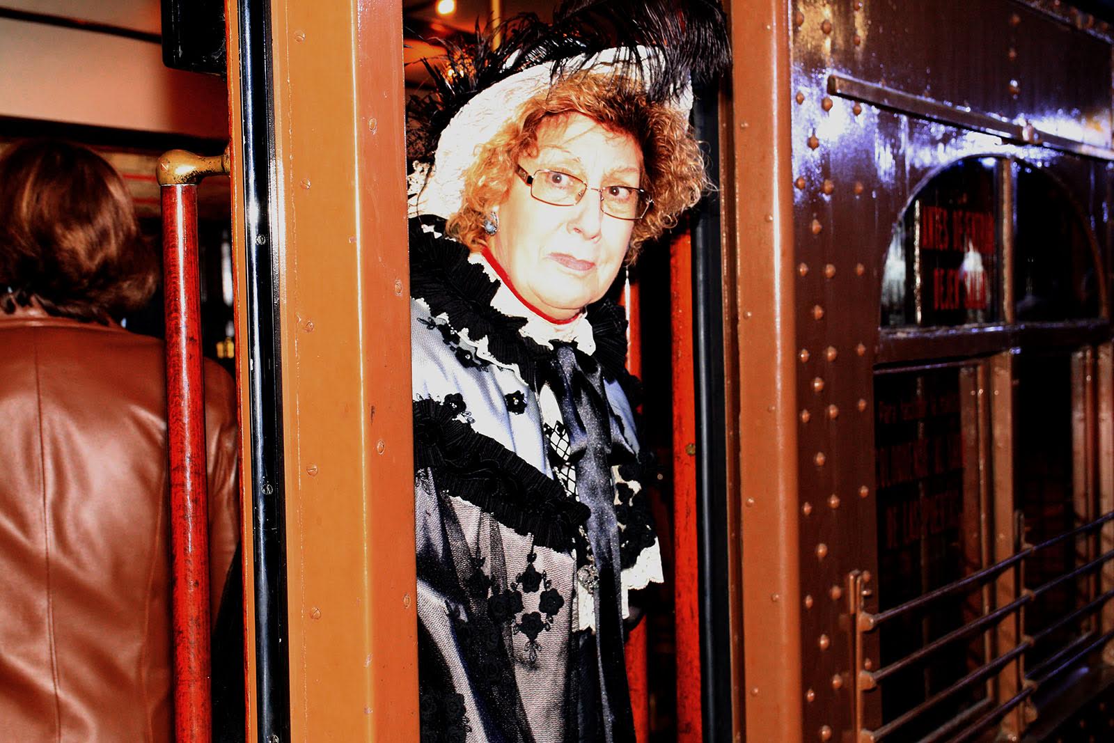  Dona vestida d'època FOTO: Lali Álvarez