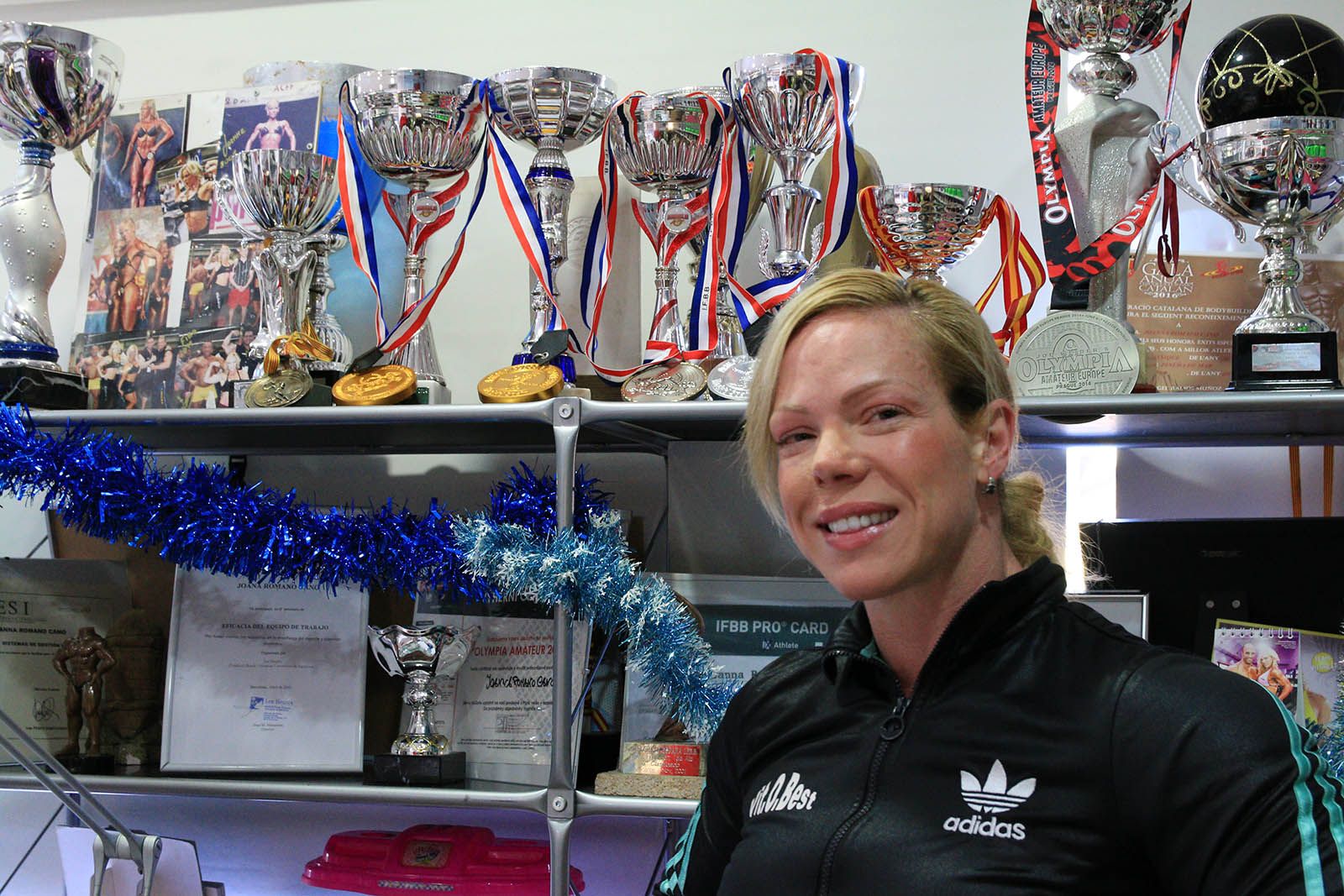 Joanna Romano, amb els seus trofeus. FOTO: Lali &Aacute;lvarez