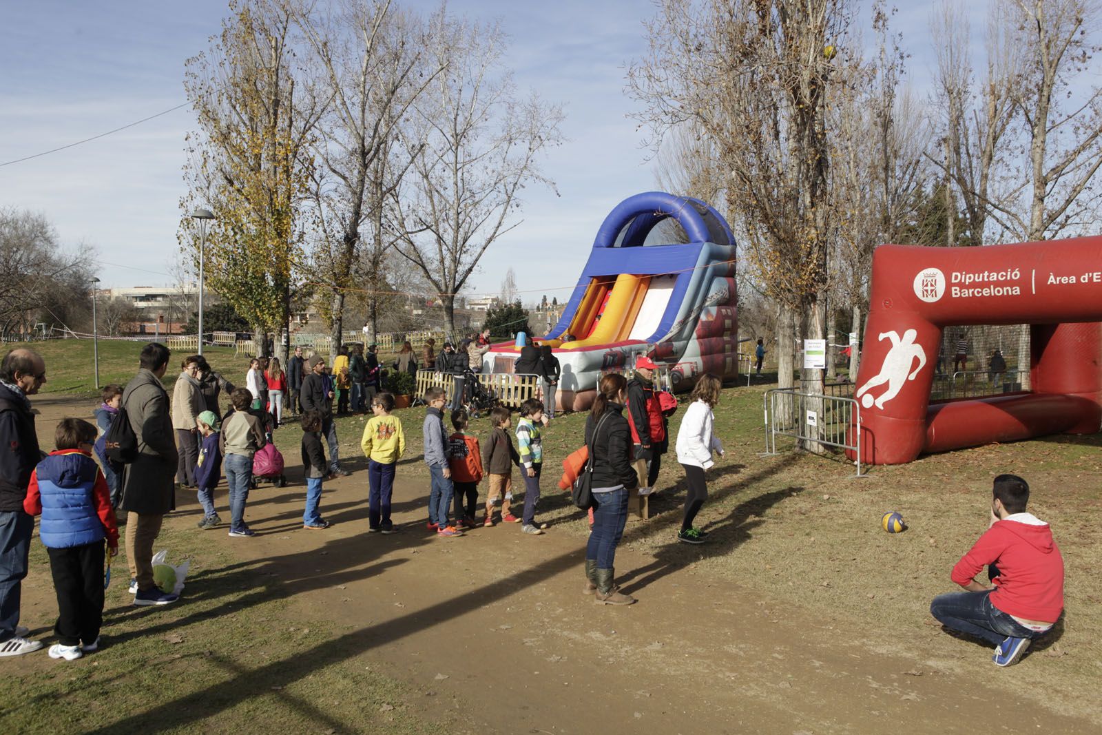 Els inflables són per als més petits FOTO: Artur Ribera