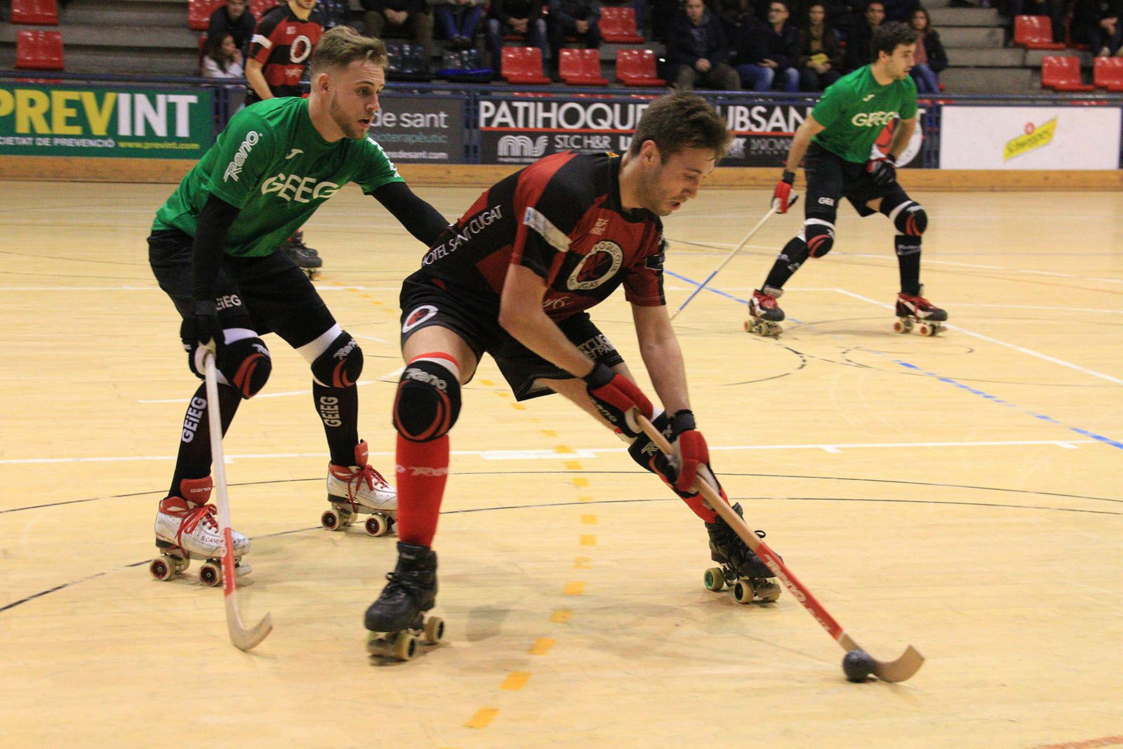 Joan Farn&eacute;s ha fet el primer gol del partit. FOTO: Lali &Aacute;lvarez