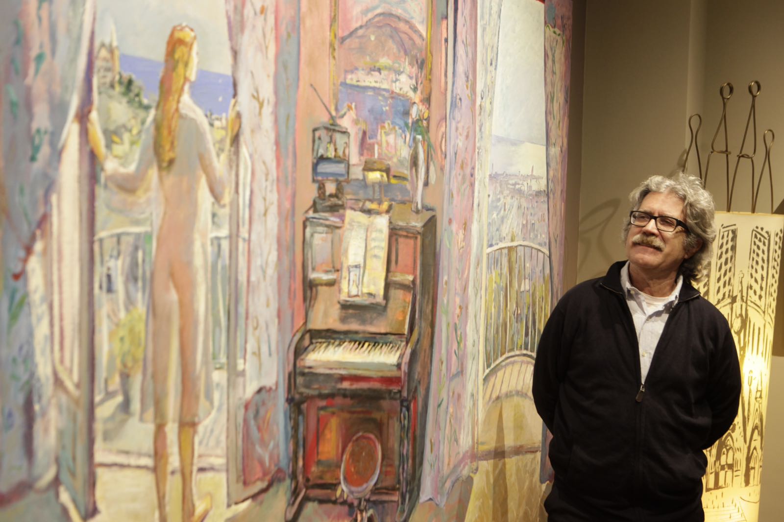 Josep Moscardó amb una de les seves obres FOTO: Artur Ribera Josep Moscardó amb una de les seves obres FOTO: Artur Ribera