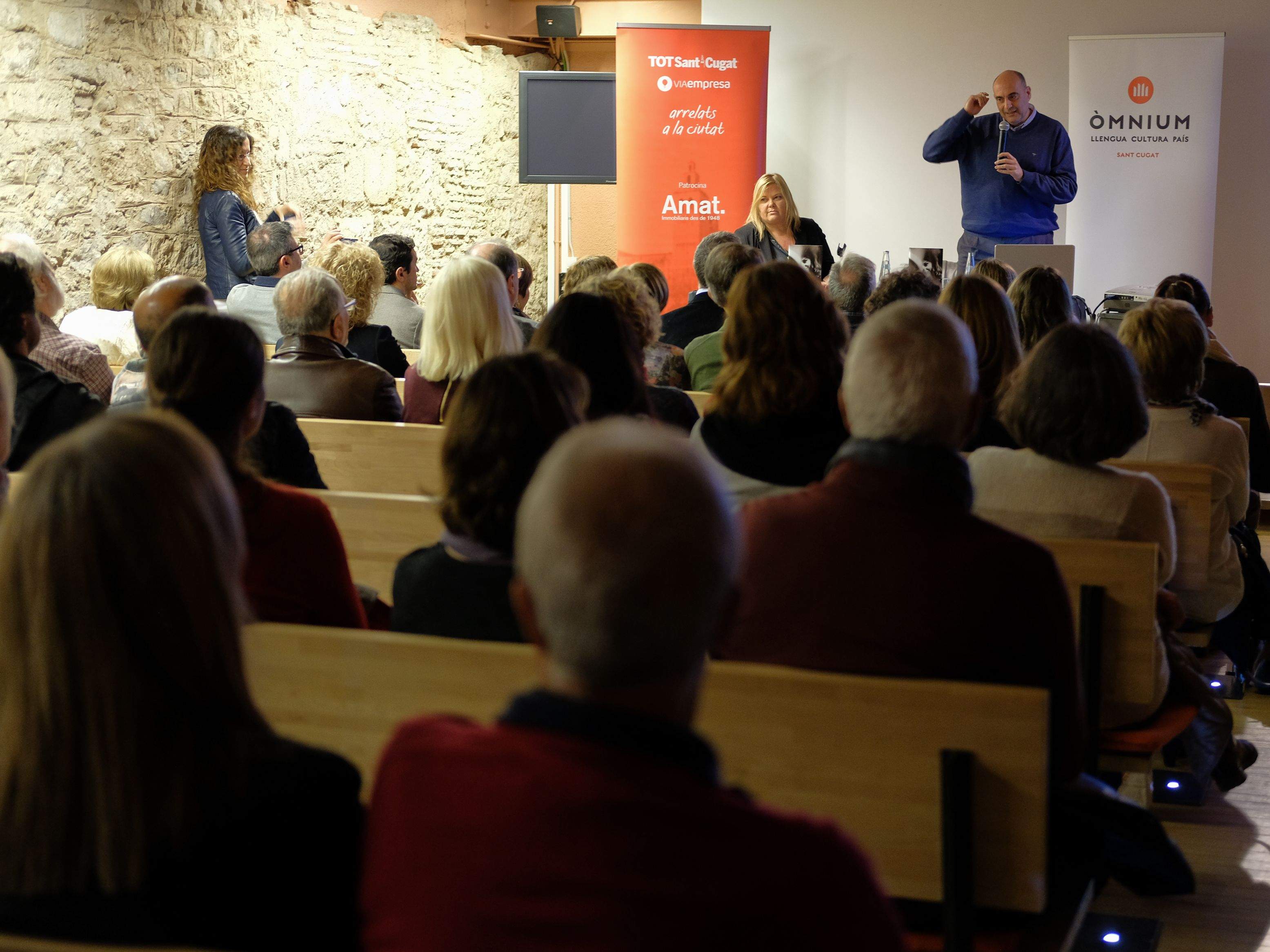 La sala d'audiovisuals del Monestir s'ha quedat petita FOTO: Ale Gómez La sala d'audiovisuals del Monestir s'ha quedat petita FOTO: Ale Gómez