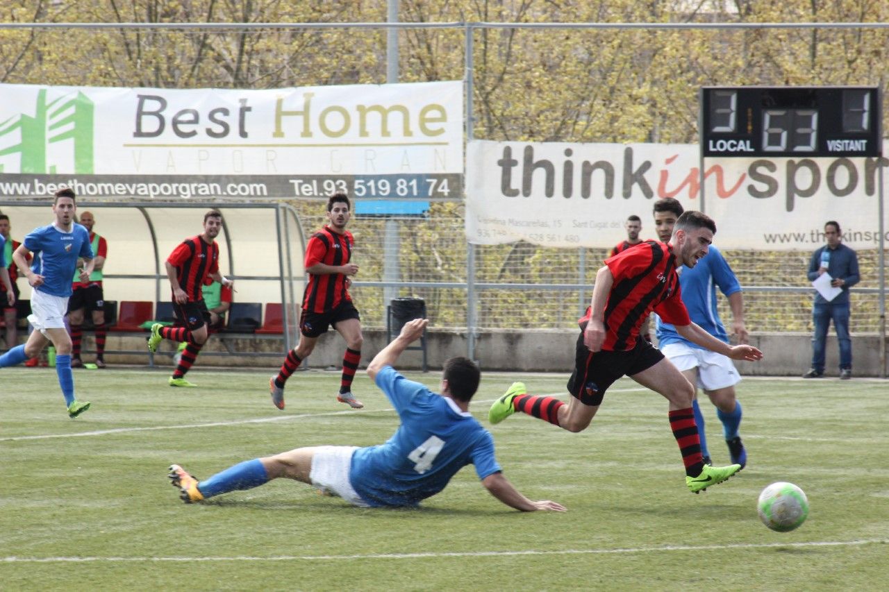 El Sant Cugat Esport FC ha guanyat (3-1) al Lloret CF. FOTO: Ale G&oacute;mez