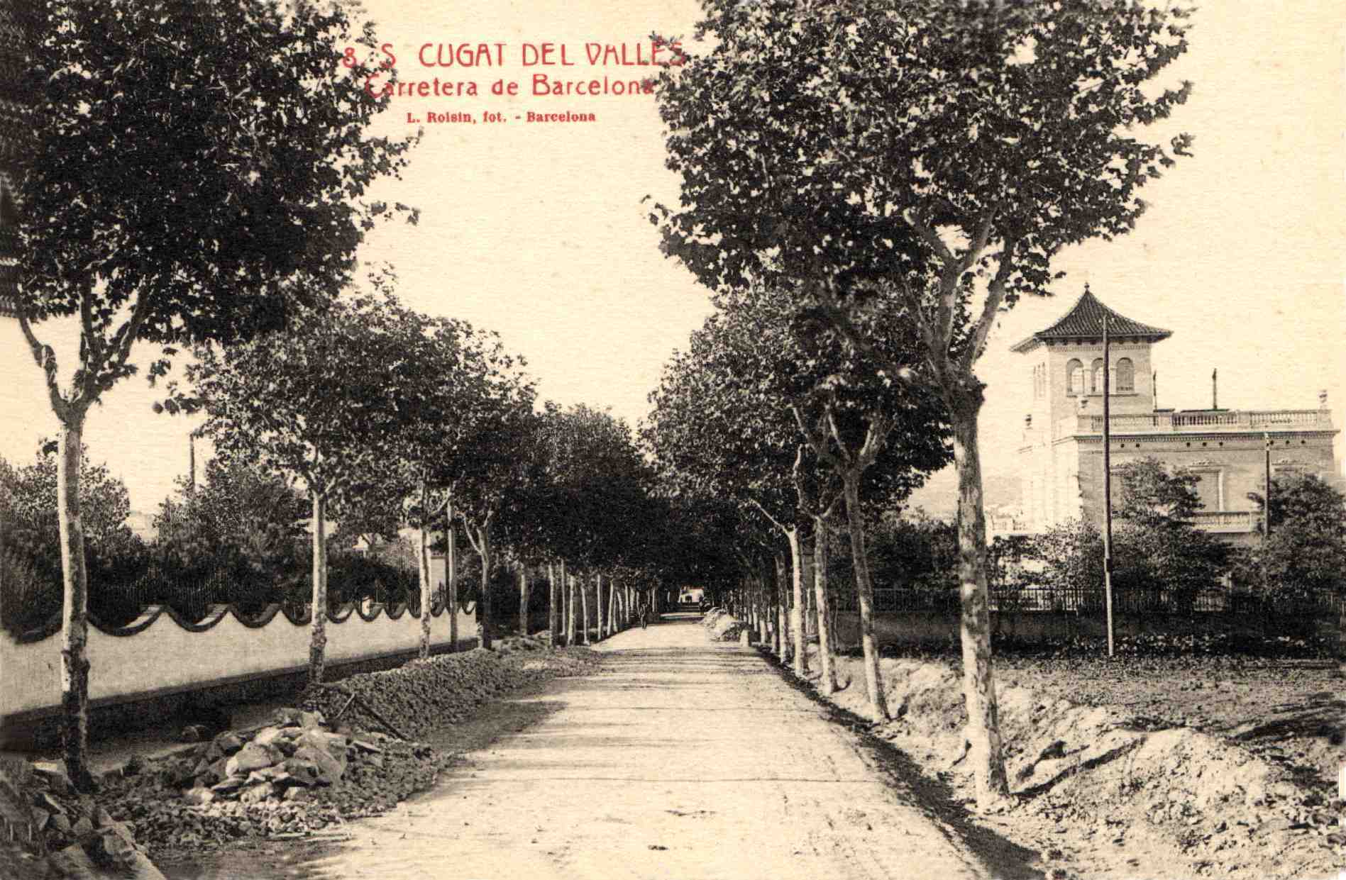 L'avinguda de Gràcia a principis de segle XX, amb els plàtans ja plantats FOTO: Arxiu