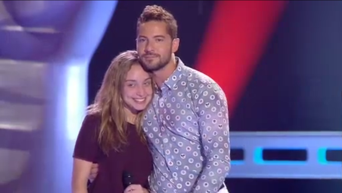 Mònica forma part de l'equip de David Bisbal