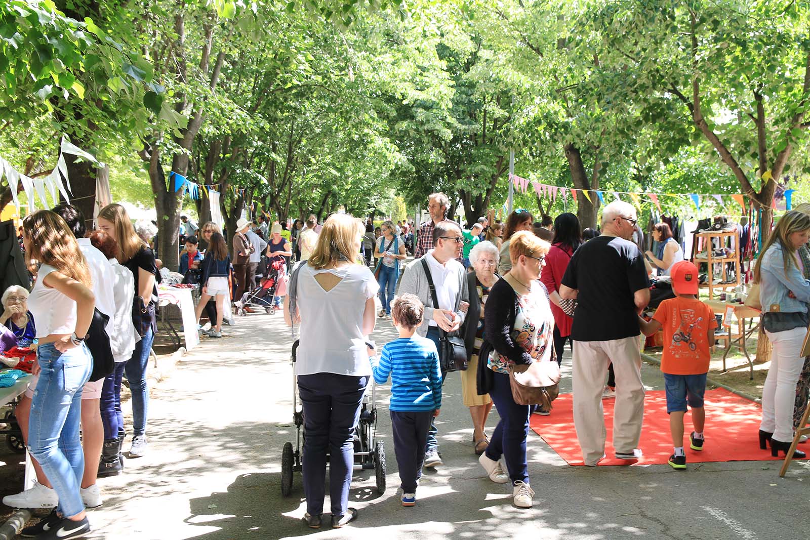 La jornada Fem Barri! s'ha celebrat a les pistes de Sant francesc  FOTO: Lali &Aacute;lvarez