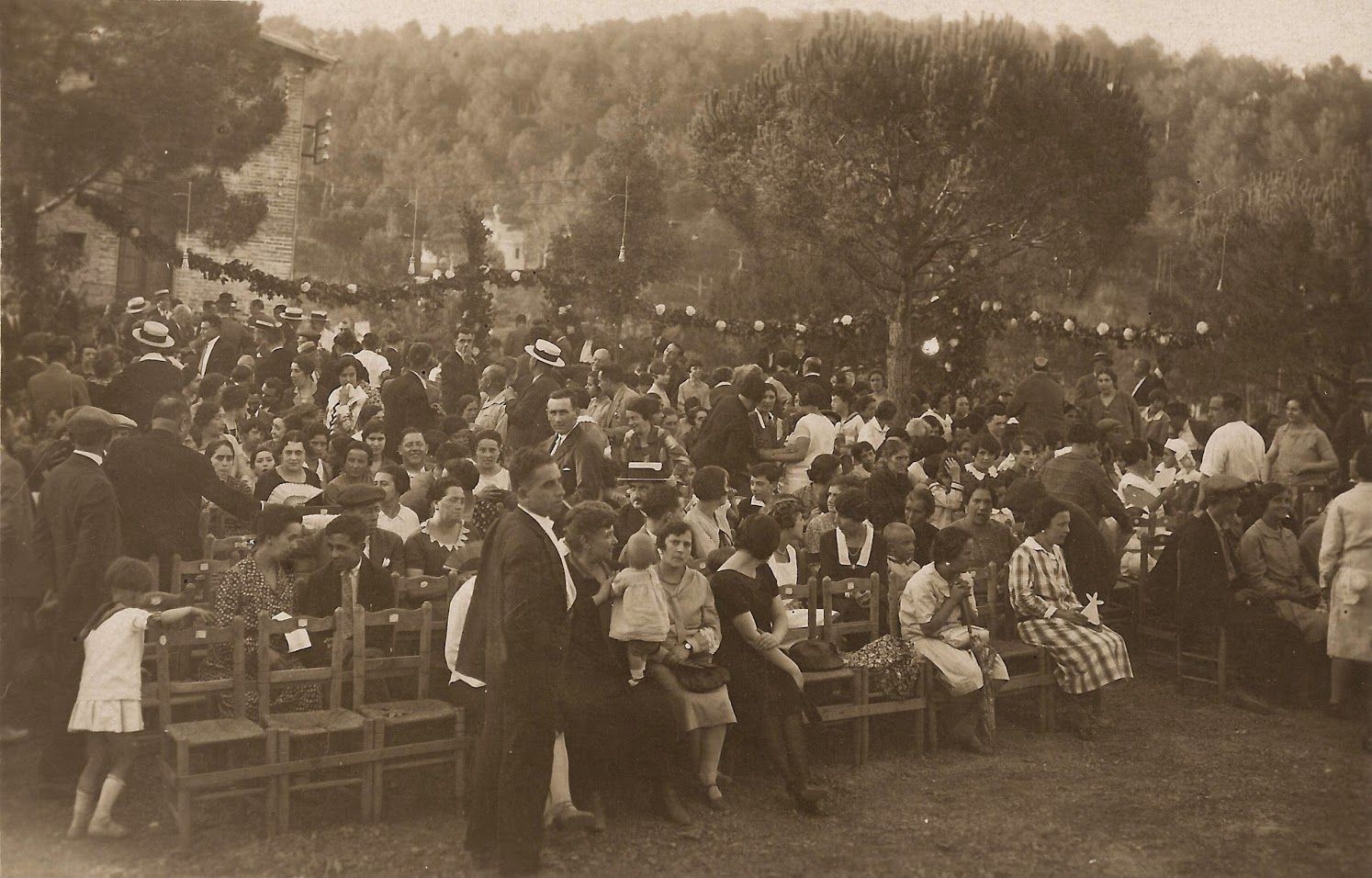 Representació teatral a la Floresta el 1925. FOTO: Cedida/Ricard Mestre